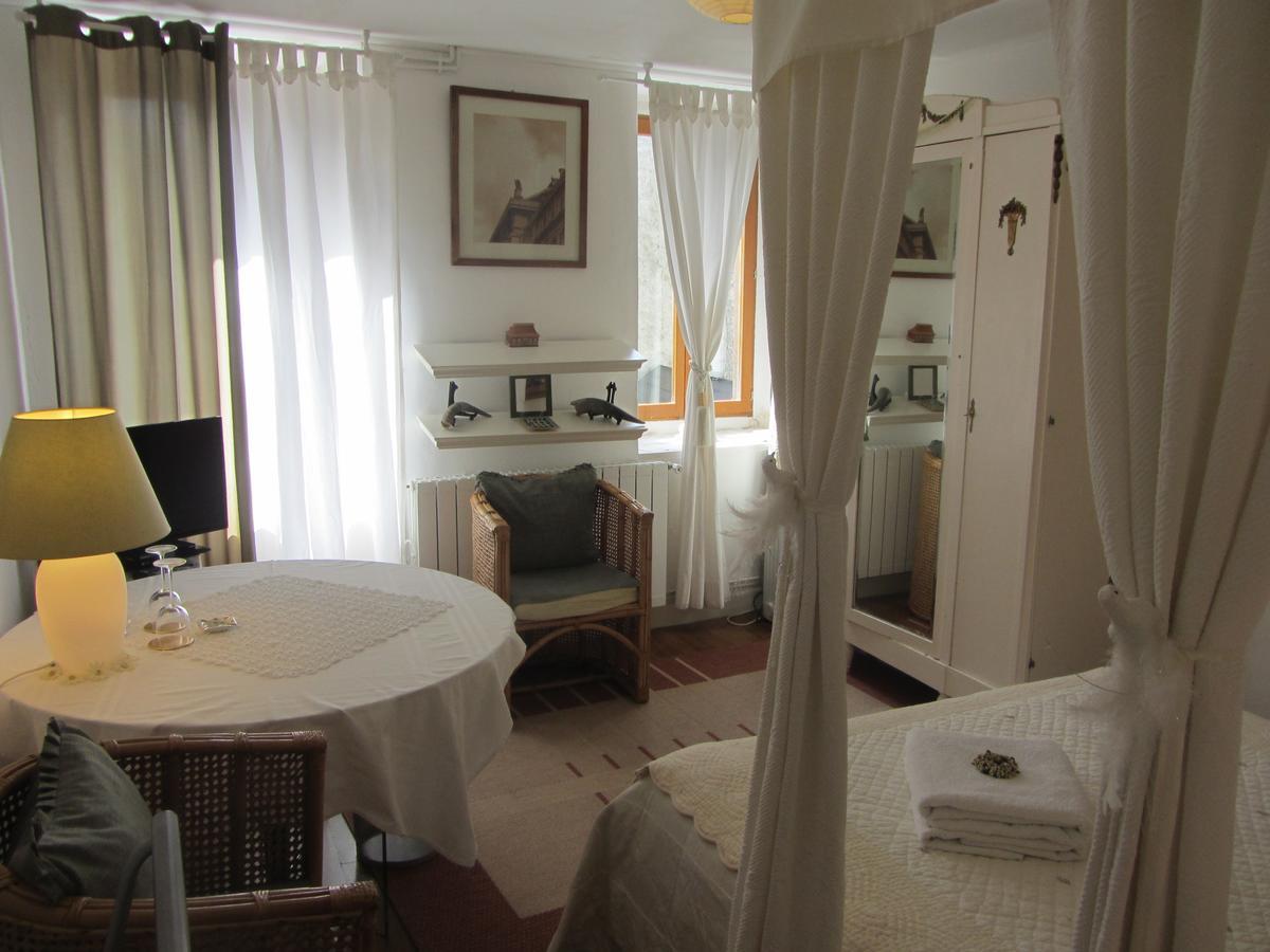 La Maison de Natasha Castillon-en-Couserans Extérieur photo